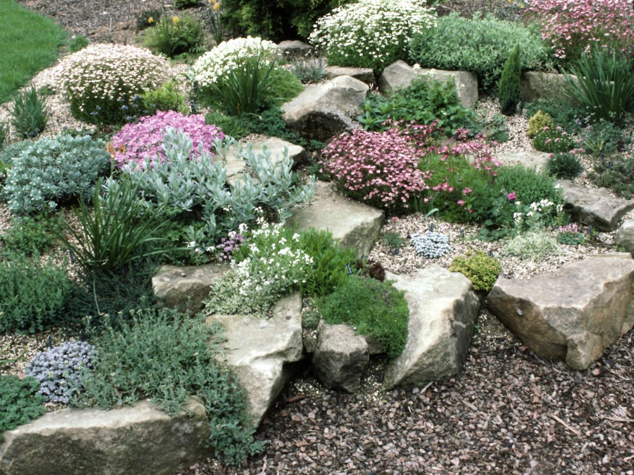 RX-DK-LG09201_rock-garden_s4x3.jpg.rend.hgtvcom.1280.960